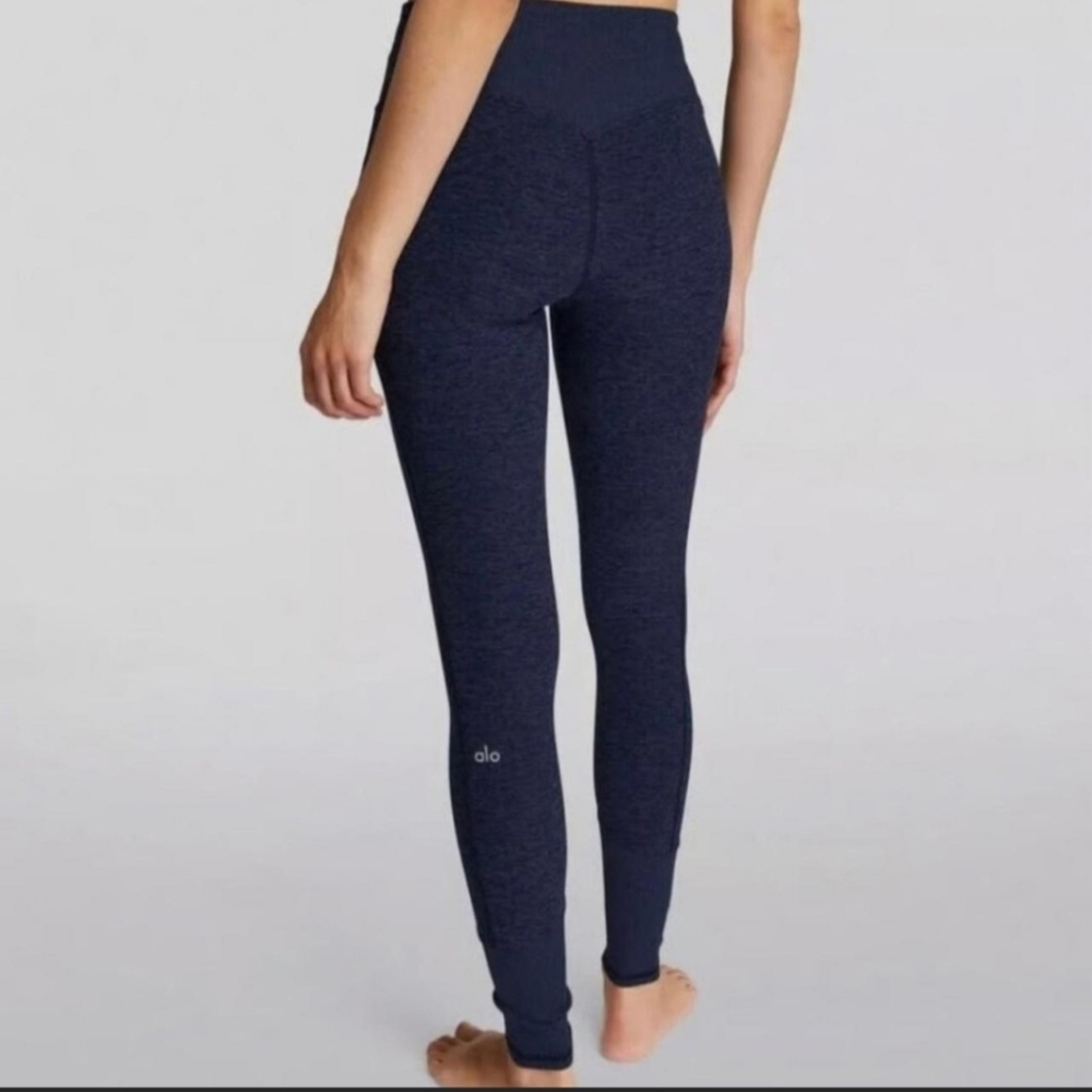 Alo Yoga Heather Charcoal Active Top - Gray